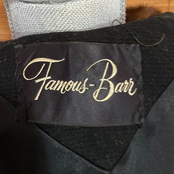 Vintage Famous Barr Black Coat from Parkmoor NY with Fur Collar - Picture 6 of 10